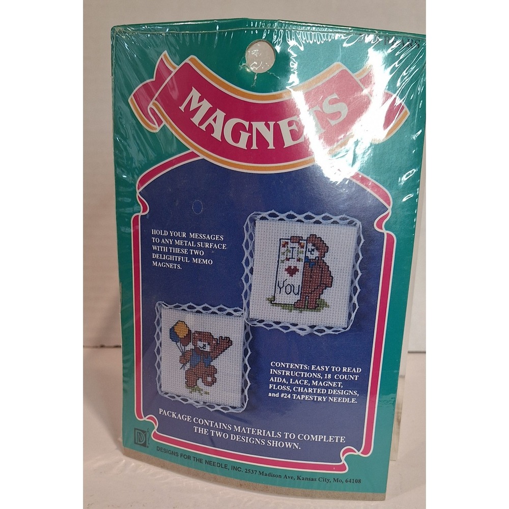 Designs‎ For The Needle Magnets Cross Stitch Kit #2028 Bears Lois Thompson